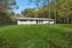 700 W Dogwood St, Woodville, TX 75979 - Photo 4