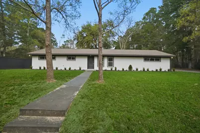 700 W Dogwood Street, Woodville, TX 75979 - Photo 2