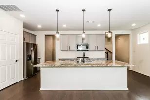 3103 Yukon Trace Dr, Houston, TX 77063 - Photo 14