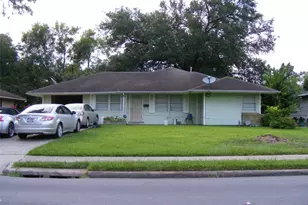 5751 Bellfort St, Houston, TX 77033 - Photo 2