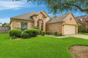 27126 Kendal Ridge Ln, Cypress, TX 77433 - Photo 2