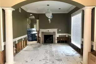 1616 Milian Cir, Sweeny, TX 77480 - Photo 4