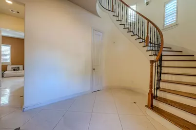 10929 Upland Park, Houston, TX 77043 - Photo 2