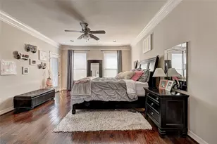 835 Rosine St, Houston, TX 77019 - Photo 2