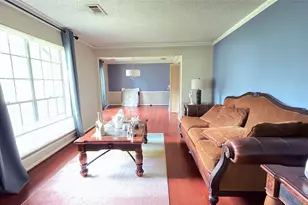2007 River Falls Dr, Houston, TX 77339 - Photo 2