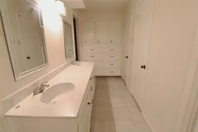 2007 River Falls Drive, Houston, TX 77339 - Photo 8