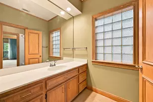 9507 Bayou Brook St, Houston, TX 77063 - Photo 34