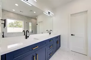 3639 Rebecca St, Houston, TX 77021 - Photo 6