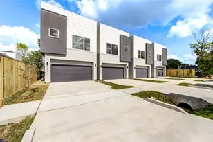 3639 Rebecca St, Houston, TX 77021 - Photo 2