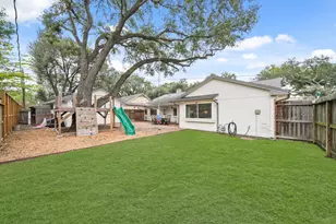 3019 Riata Ln, Houston, TX 77043 - Photo 2