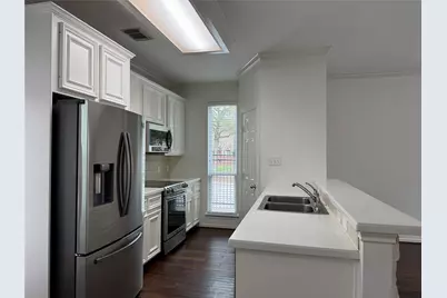 1908 Bailey Street, Houston, TX 77006 - Photo 4