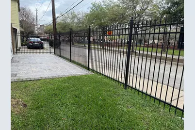 1908 Bailey Street, Houston, TX 77006 - Photo 36