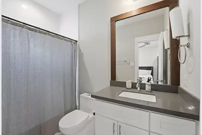 2057 Sherwood Forest Street, Houston, TX 77043 - Photo 16