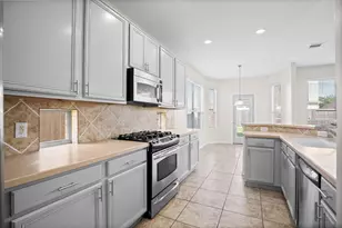 30218 Legacy Pines Dr, Spring, TX 77386 - Photo 4