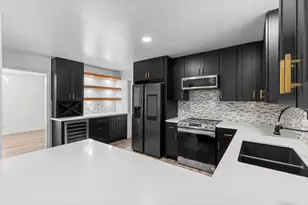 5206 Lodge Creek Dr Dr, Houston, TX 77066 - Photo 4