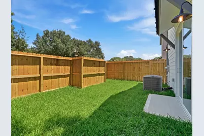 1935 Dewalt Street, Houston, TX 77088 - Photo 14