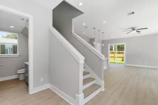 1935 Dewalt St, Houston, TX 77088 - Photo 6