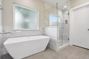 1935 Dewalt St, Houston, TX 77088 - Photo 18