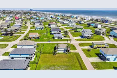 23158 Buena Street, Galveston, TX 77554 - Photo 4