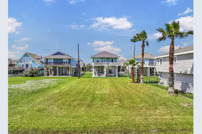 23158 Buena Street, Galveston, TX 77554 - Photo 10
