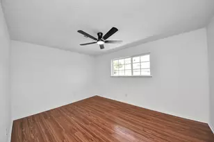12190 Beamer Rd, Houston, TX 77089 - Photo 4