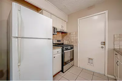 7027 Inkberry Drive, Houston, TX 77092 - Photo 14