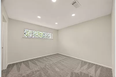 7627 Green Lawn Drive, Houston, TX 77088 - Photo 32