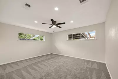 7627 Green Lawn Drive, Houston, TX 77088 - Photo 36