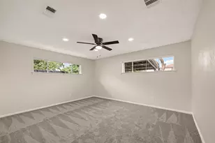 7627 Green Lawn Dr, Houston, TX 77088 - Photo 36