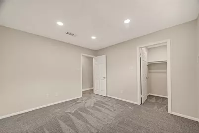7627 Green Lawn Drive, Houston, TX 77088 - Photo 34