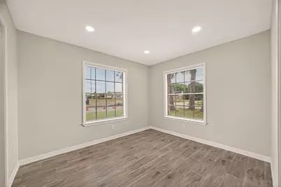 7627 Green Lawn Drive, Houston, TX 77088 - Photo 6