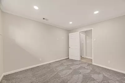 7627 Green Lawn Drive, Houston, TX 77088 - Photo 26