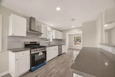 7627 Green Lawn Drive, Houston, TX 77088 - Photo 18
