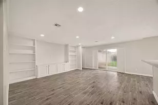 7627 Green Lawn Dr, Houston, TX 77088 - Photo 12