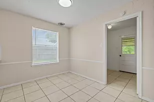 120 Texas Ave, League City, TX 77573 - Photo 10