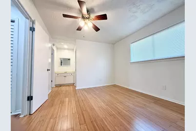 10423 Kirkshire Drive, Houston, TX 77089 - Photo 36