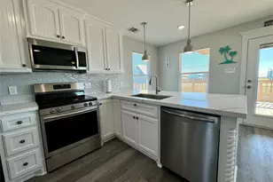 4822 Palm St, Surfside Beach, TX 77541 - Photo 10