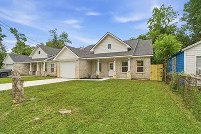 6109 Woodrow Street, Texas City, TX 77591 - Photo 2
