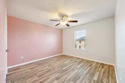 11718 Red Hummingbird Drive, Houston, TX 77047 - Photo 10