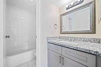 2750 Holly Hall Street #1510, Houston, TX 77054 - Photo 18