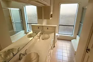 16214 Dunmoor Dr, Houston, TX 77059 - Photo 14