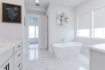 5922 Cottage Grove Lake Drive, Houston, TX 77007 - Photo 4