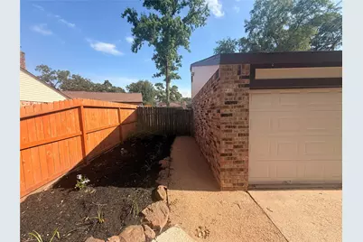 3214 Big Spruce Drive, Houston, TX 77339 - Photo 4