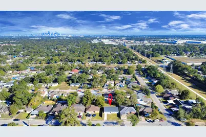 5959 Belmark Street, Houston, TX 77033 - Photo 36