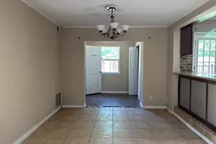 4915 Chedder Dr, San Antonio, TX 78229 - Photo 6