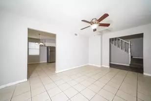 10919 Skybird Dr, Houston, TX 77064 - Photo 6