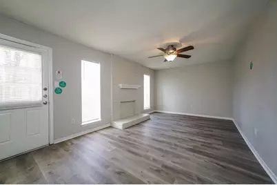 10919 Skybird Drive, Houston, TX 77064 - Photo 4