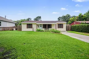 905 15th Ave N, Texas City, TX 77590 - Photo 26