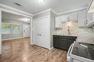 905 15th Ave N, Texas City, TX 77590 - Photo 6