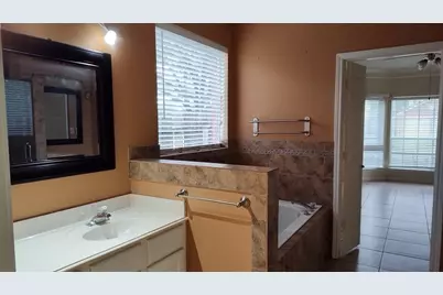 15003 Changing Oak Ridge Court, Houston, TX 77082 - Photo 18